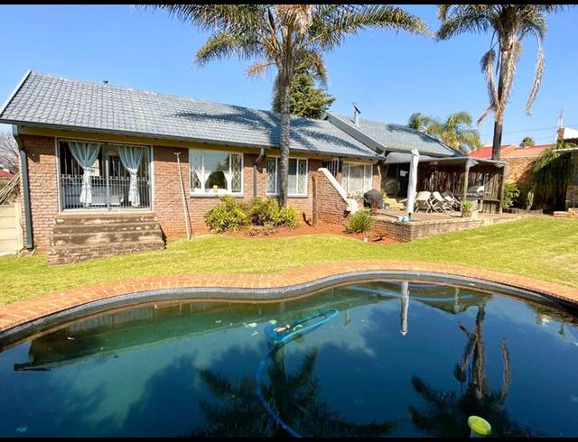 4 BEDROOM HOUSE FOR SALE IN RANT EN DAL